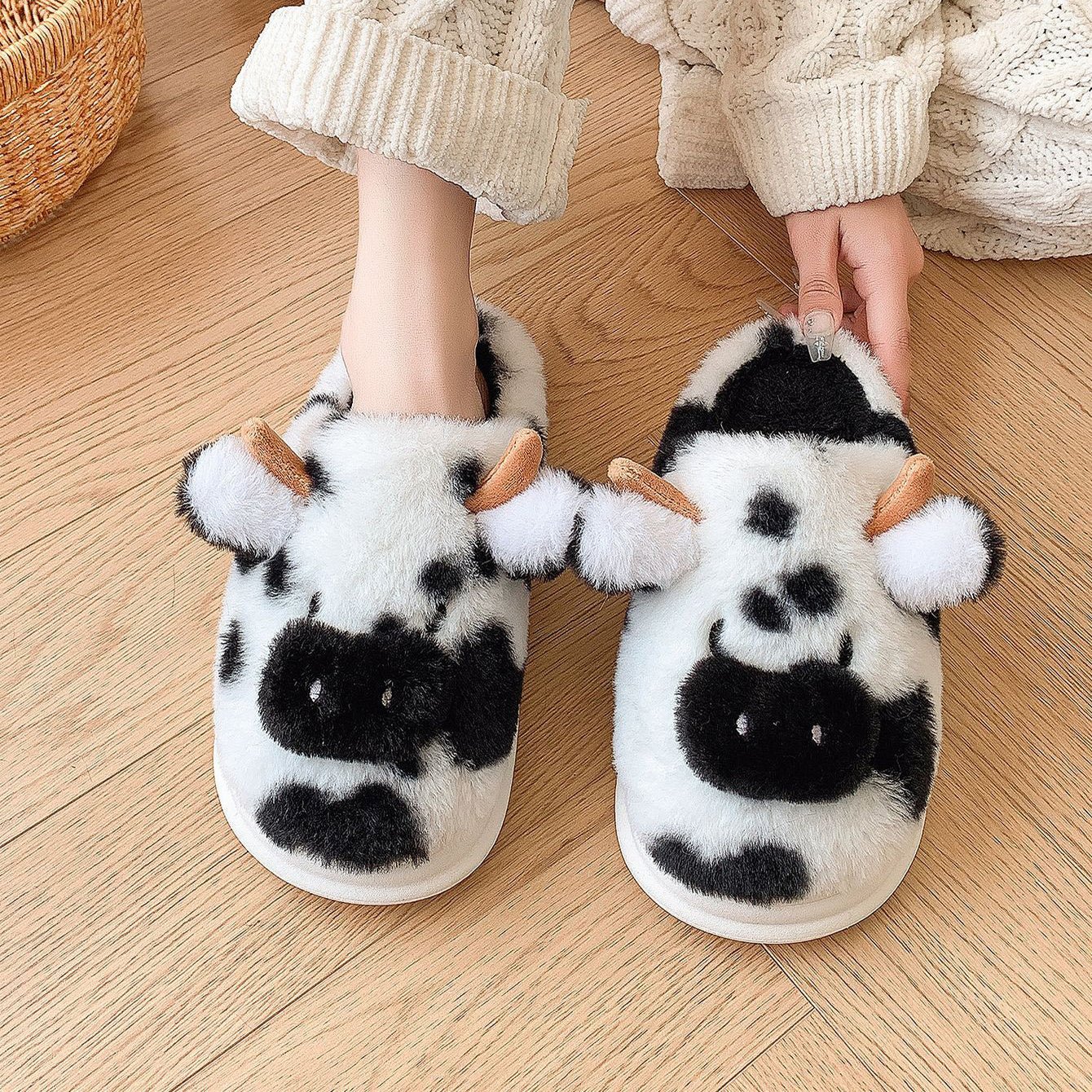 Cute Cartoon Cow Plush Slippers - Wholesale Electronics