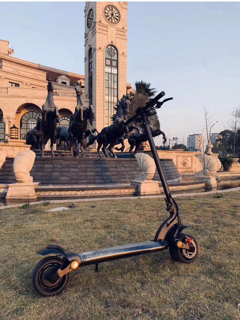 Electric Scooter with Wide Tires - Foldable - Wholesale Electronics