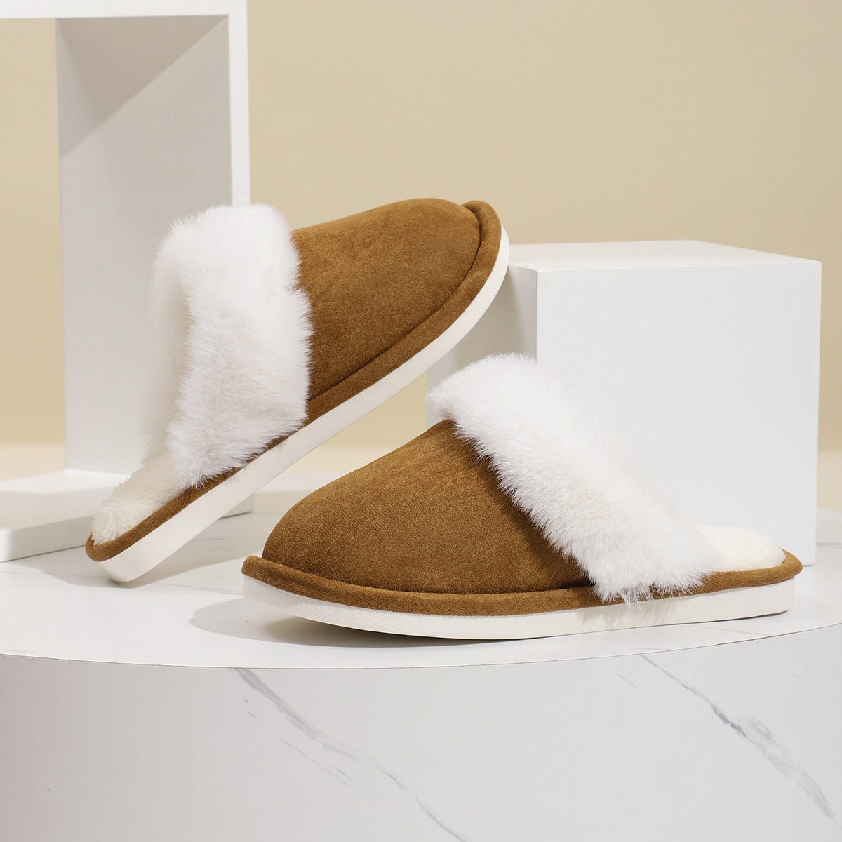 Winter Plush Slippers - Wholesale Electronics